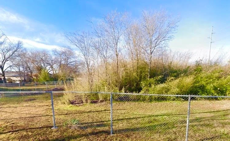 Unit for sale at 421 Diamond Avenue, Fort Worth, TX 76102