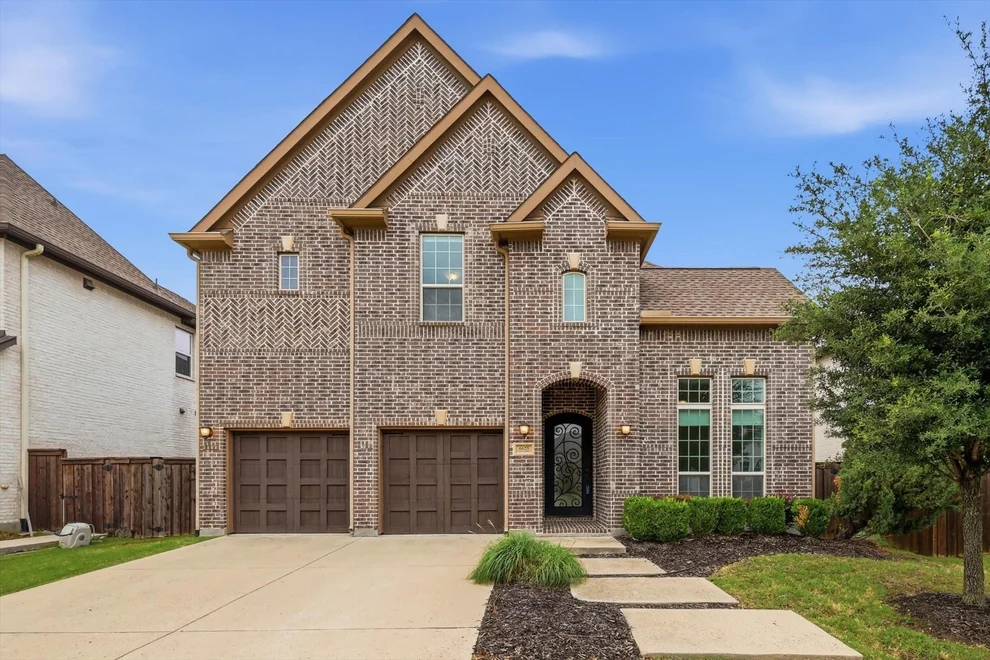 Unit for sale at 6625 Titus Lane, Frisco, TX 75036