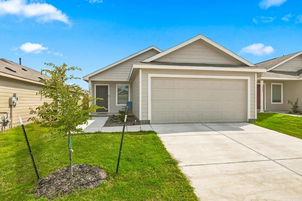Unit for sale at 1012 Calley Pear Trail, Princeton, TX 75407