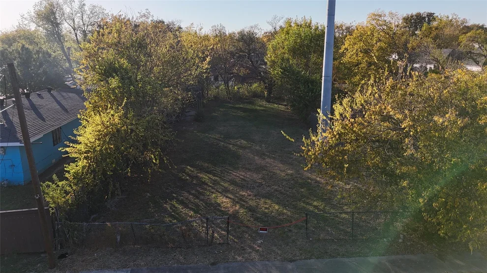 Unit for sale at 4009 Hammerly Drive, Dallas, TX 75212