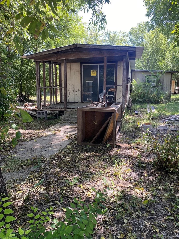 Unit for sale at 1411 S Frio Street, Coleman, TX 76834