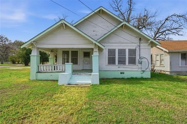 Unit for sale at 2012 N 5th Street, Waco, TX 76708