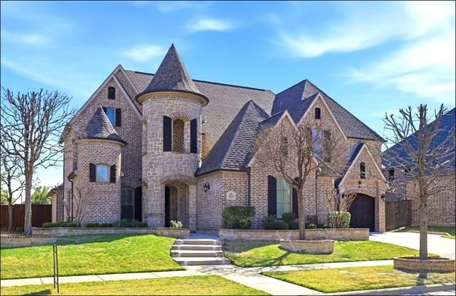 Unit for sale at 15135 Dublin Lane, Frisco, TX 75035