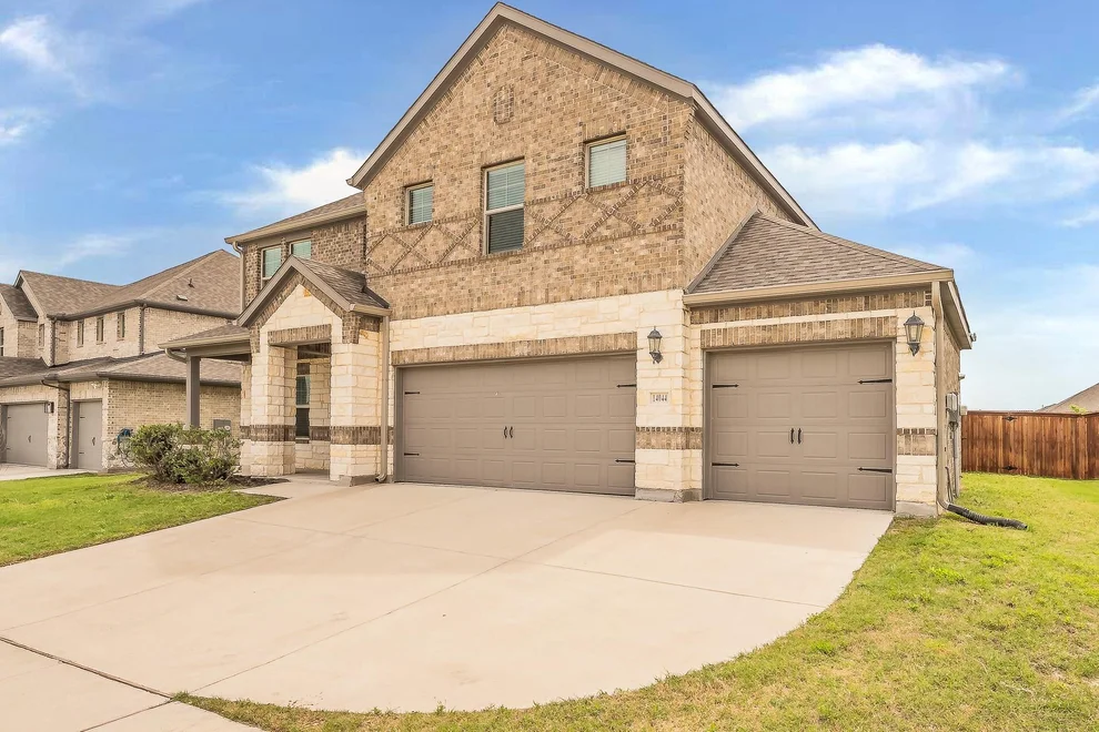 Unit for sale at 14044 Corvus Drive, Haslet, TX 76052