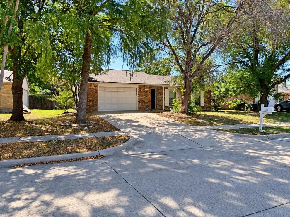 Unit for sale at 305 S Willow Street, Mansfield, TX 76063