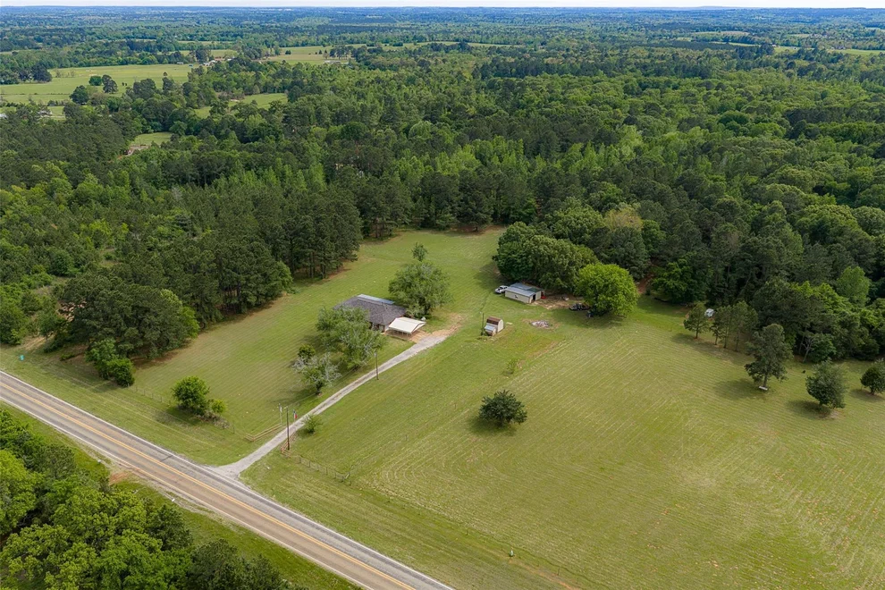 Unit for sale at 2029 W State Highway 294, Elkhart, TX 75839
