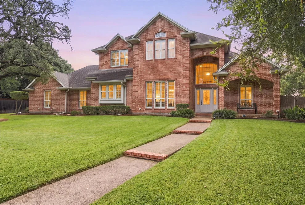 Unit for sale at 7918 Old Mcgregor Road, Woodway, TX 76712