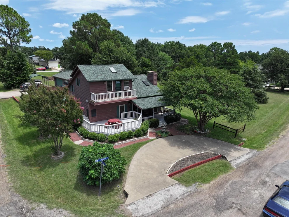 Unit for sale at 424 Lagoon Drive, Gun Barrel City, TX 75156