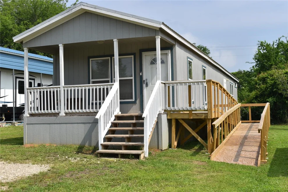 Unit for sale at 191 Sioux, Quitman, TX 75783