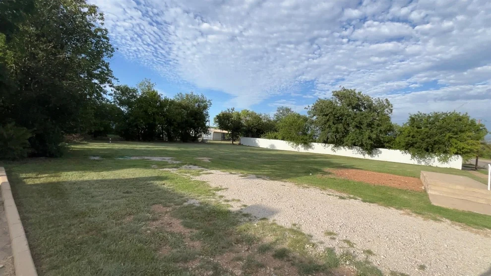 Unit for sale at 505 E Walnut Street, Coleman, TX 76834