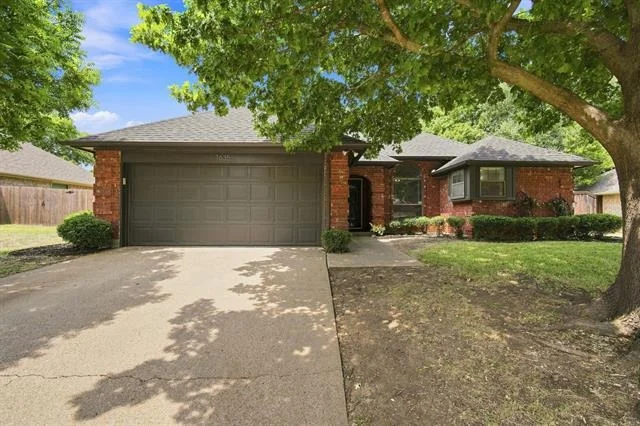 Unit for sale at 1635 S 5th Street, Midlothian, TX 76065