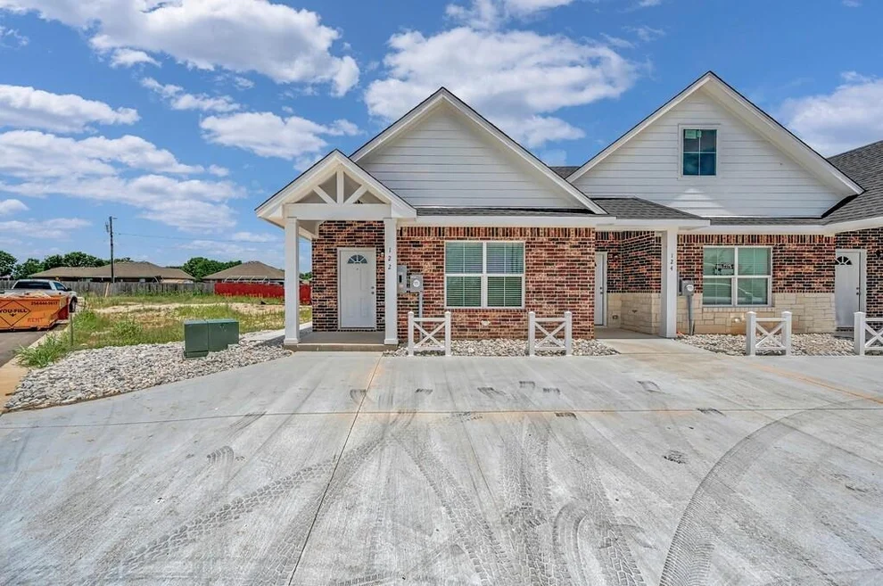 Unit for sale at 128 Morris Court, McGregor, TX 76657
