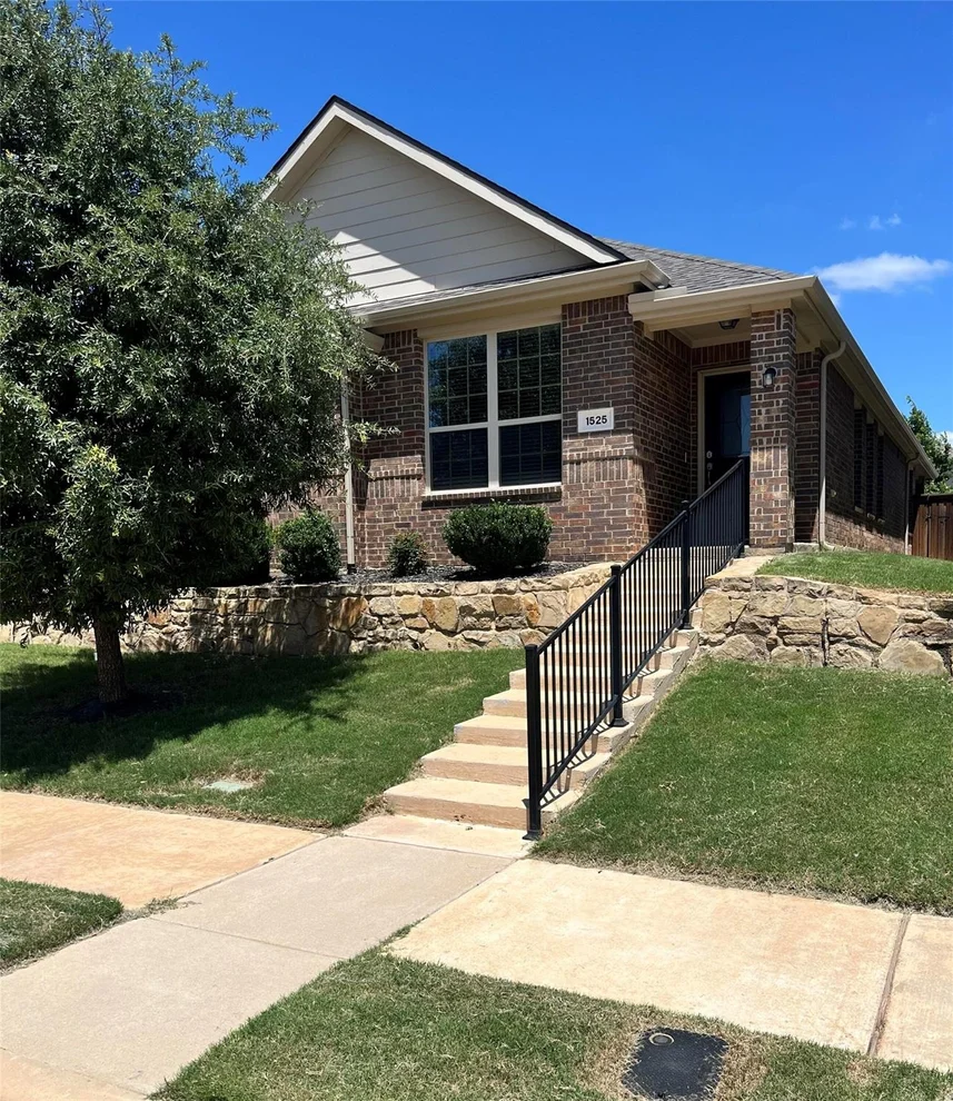 Unit for sale at 1525 Acmite Avenue, Cross Roads, TX 76227
