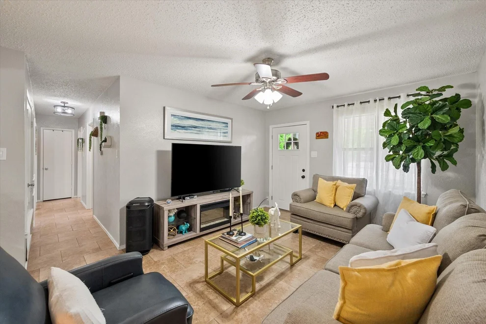 Unit for sale at 6060 CR 3925, Athens, TX 75752