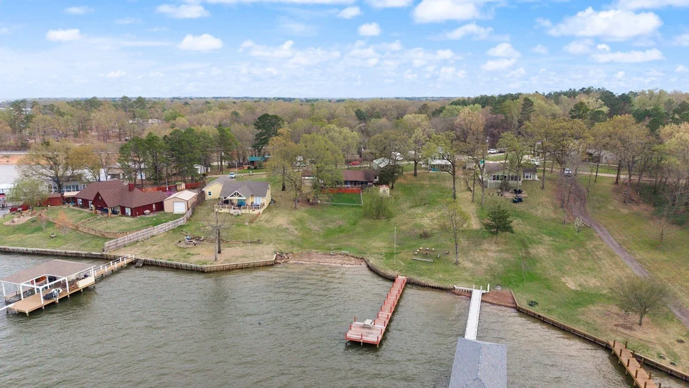 Unit for sale at 138 County Road 2404, Pittsburg, TX 75686