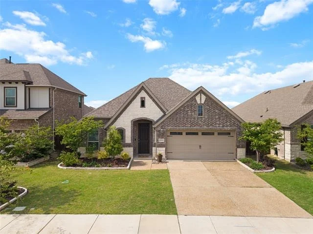 Unit for sale at 2313 Chapel Cross Lane, Wylie, TX 75098