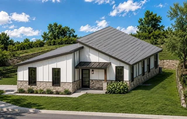 Unit for sale at 5111 Waterfield Drive, Granbury, TX 76048