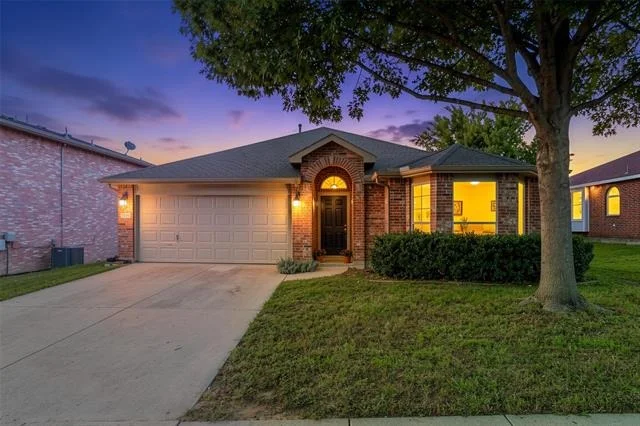 Unit for sale at 1305 Mill Crossing, Garland, TX 75040