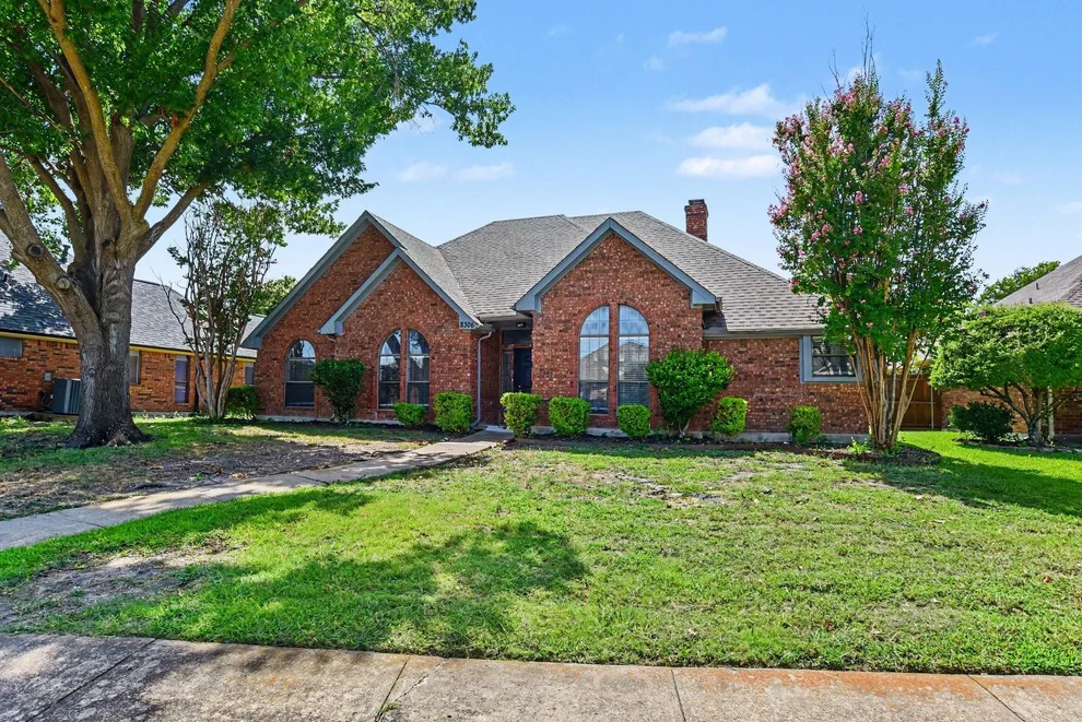 Unit for sale at 8306 Navigation Drive, Rowlett, TX 75088