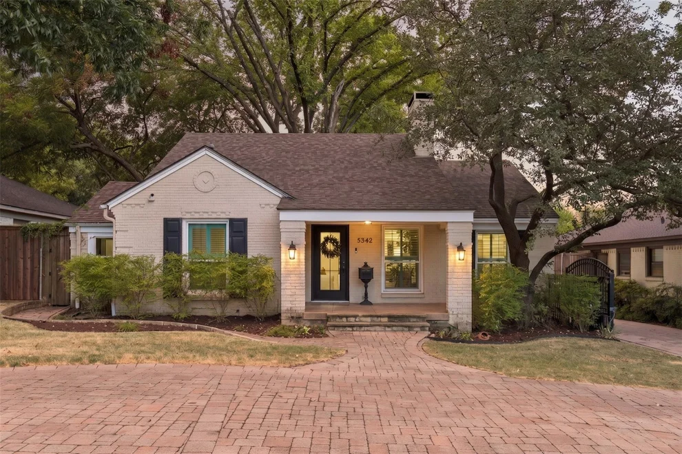 Unit for sale at 5342 McCommas Boulevard, Dallas, TX 75206