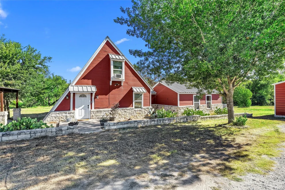 Unit for sale at 518 Warren Road, Lorena, TX 76655