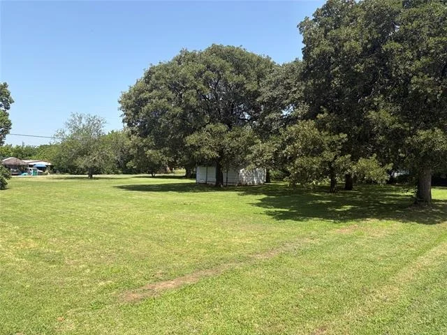 Unit for sale at 0000 Pueblo Drive, Gordonville, TX 76245