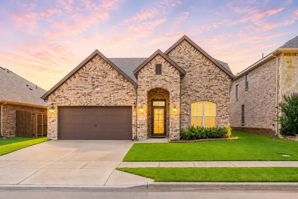 Unit for sale at 3732 Trillium Drive, Fort Worth, TX 76244