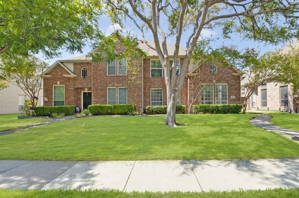 Unit for sale at 6883 Winston Drive, Frisco, TX 75035