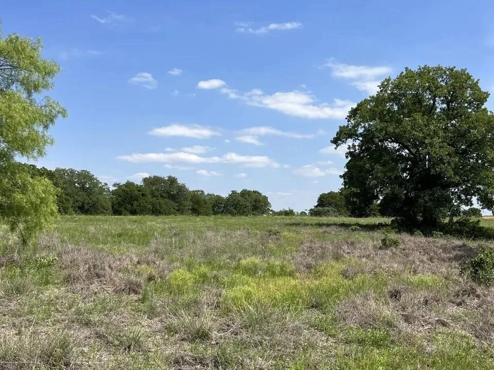 Unit for sale at 311 Kilkenny, Poolville, TX 76487