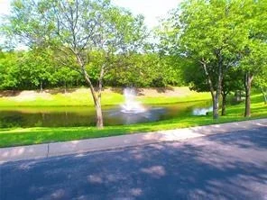 Unit for sale at 918 Bridges Drive, Arlington, TX 76012