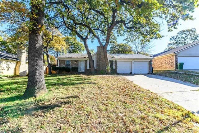 Unit for sale at 4815 Crestmont Court, Arlington, TX 76017