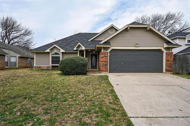 Unit for sale at 7512 Boulder Circle, Fort Worth, TX 76123