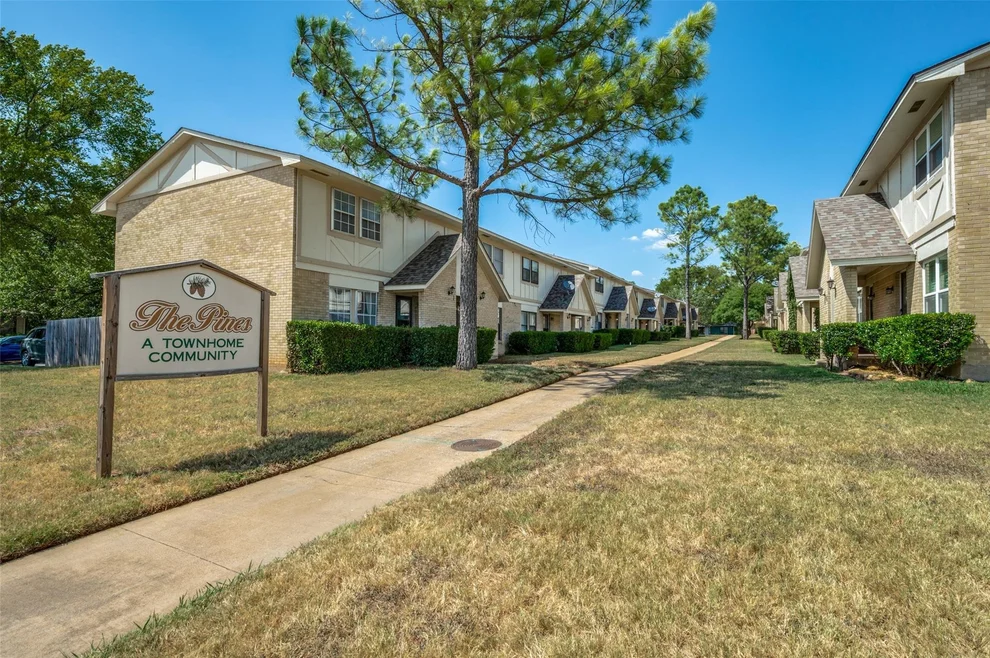 Unit for sale at 1905 W Morton Street, Denison, TX 75020