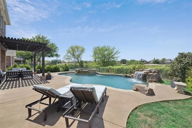 Unit for sale at 11281 Balcones Drive, Frisco, TX 75033