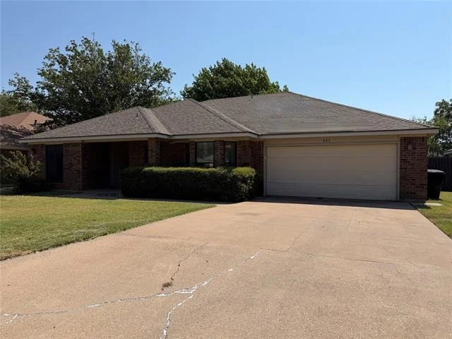 Unit for sale at 925 Reeves Street, Abilene, TX 79602