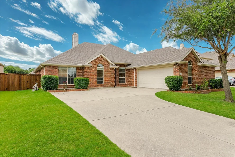 Unit for sale at 1616 Nestledown Drive, Allen, TX 75002