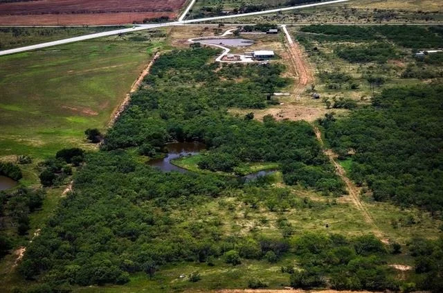 Unit for sale at 5160 FM 2652, Loving, TX 76460