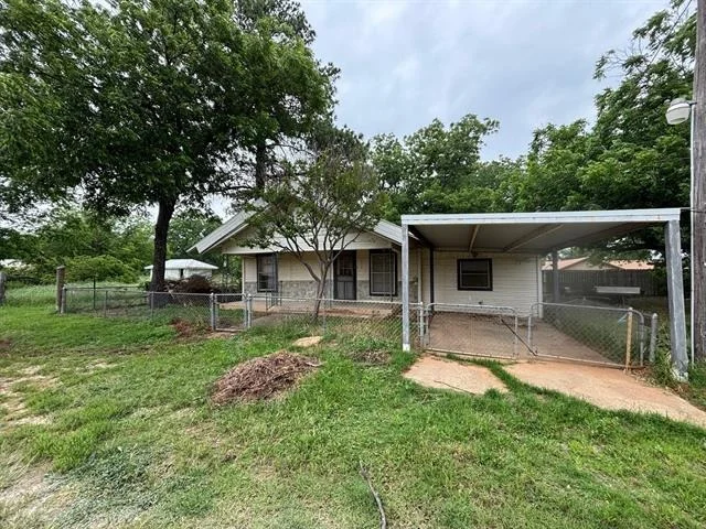 Unit for sale at 316 Alley Street, Perrin, TX 76486