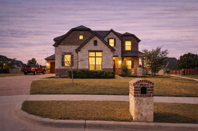 Unit for sale at 2523 Melissa Dianne Drive, Arlington, TX 76001