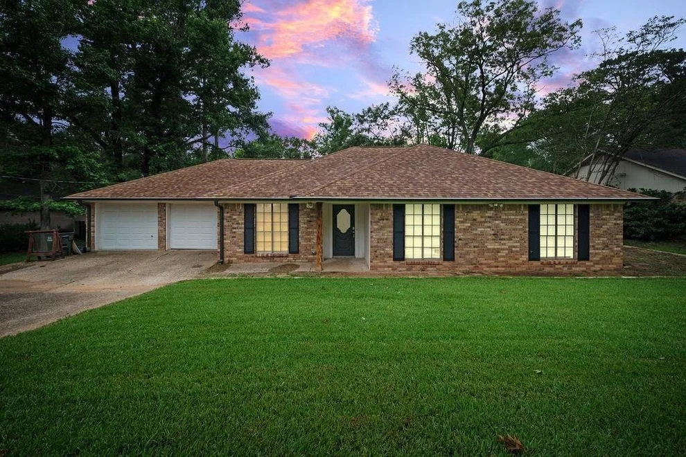 Unit for sale at 15060 Willowwood Drive, Tyler, TX 75703