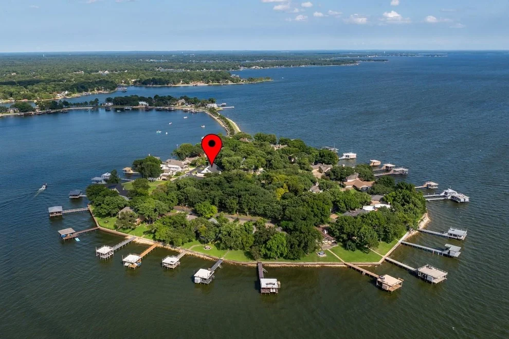 Unit for sale at 649 Enchanted Isles Drive, Mabank, TX 75156