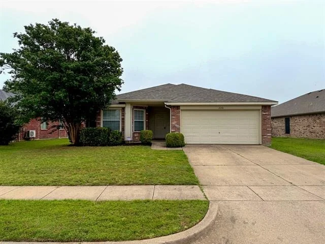 Unit for sale at 2201 Southridge Lane, Sherman, TX 75092