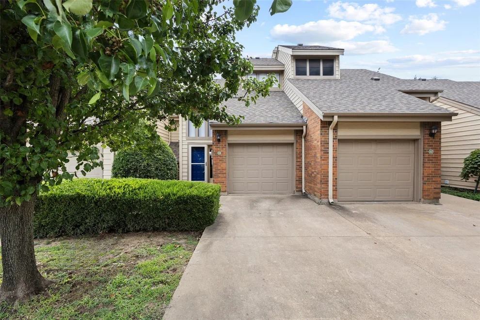 Unit for sale at 106 Summer Place Circle, Pottsboro, TX 75076