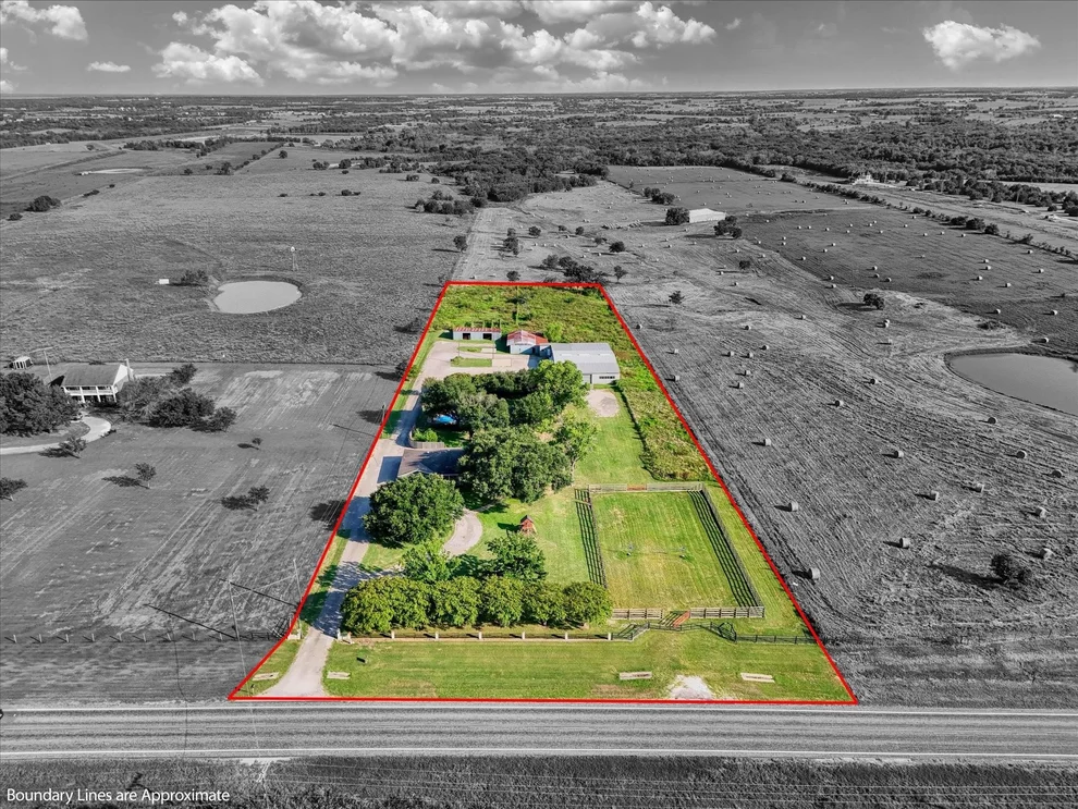 Unit for sale at 2275 W Moonlight Drive, Robinson, TX 76706