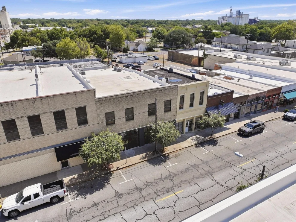 Unit for sale at 207 S Travis Street, Sherman, TX 75090