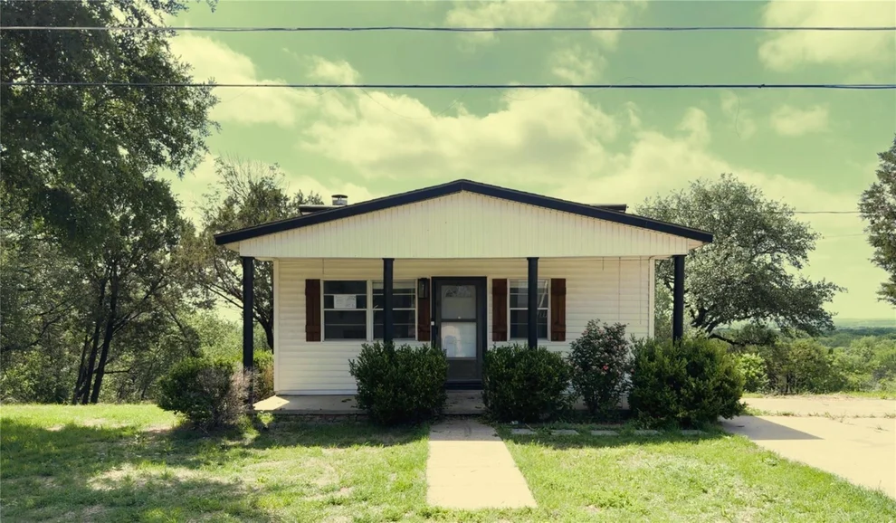 Unit for sale at 2817 N Mountain View Road, Granbury, TX 76048