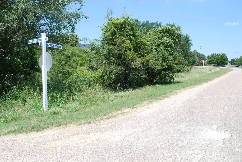 Unit for sale at 26018 Woodacre Drive, Whitney, TX 76692