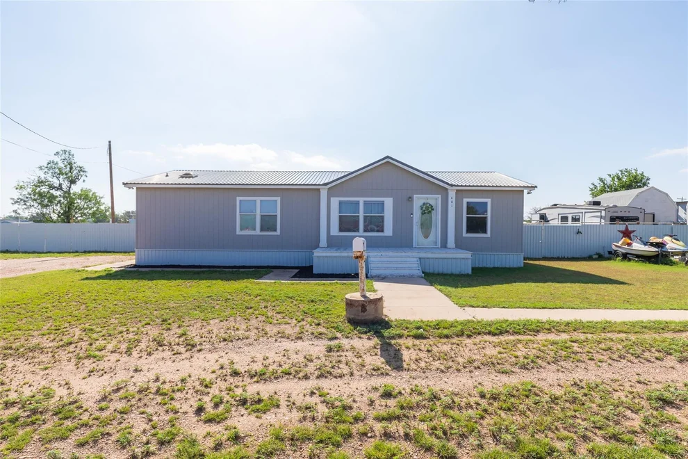Unit for sale at 401 Haynes Street, Merkel, TX 79536