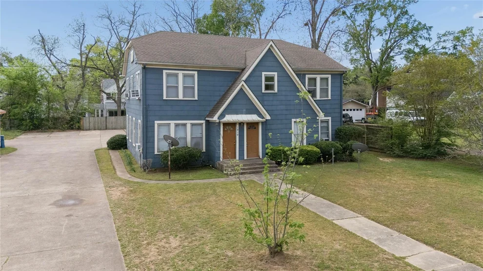Unit for sale at 1010 Maple Street, Kilgore, TX 75622