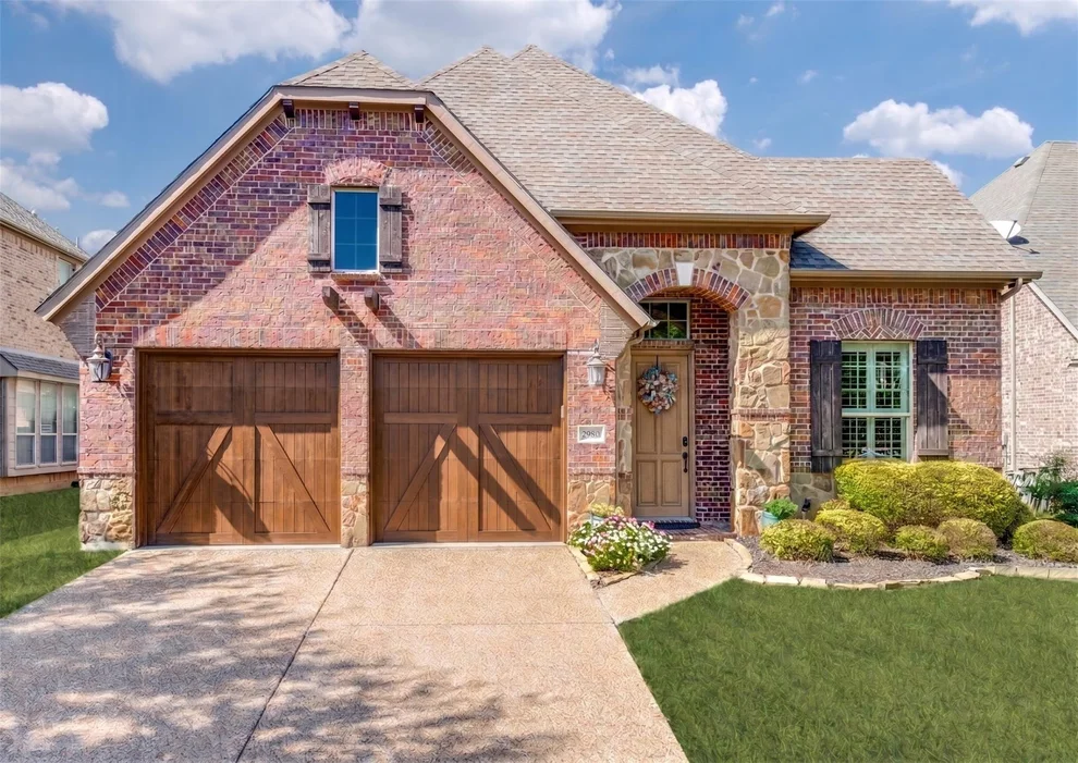Unit for sale at 2980 Hollowbrook Lane, Frisco, TX 75033